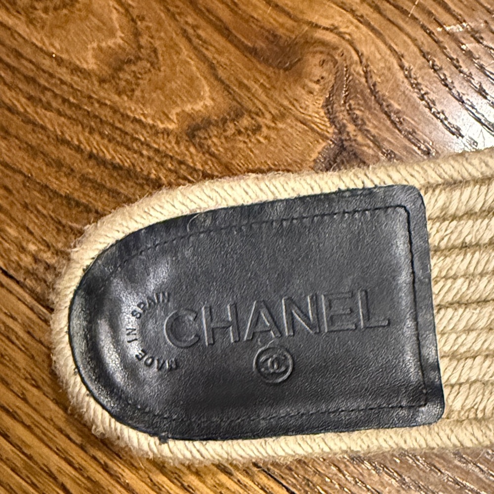 Chanel Black and Cream Women's Sandals - Picture 3 of 6
